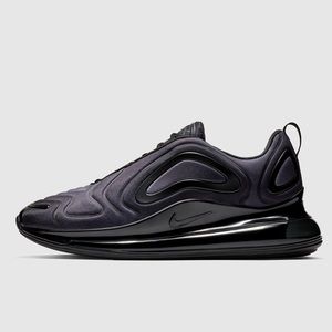 Nike AirMax 720 Black Ombré Sneaker